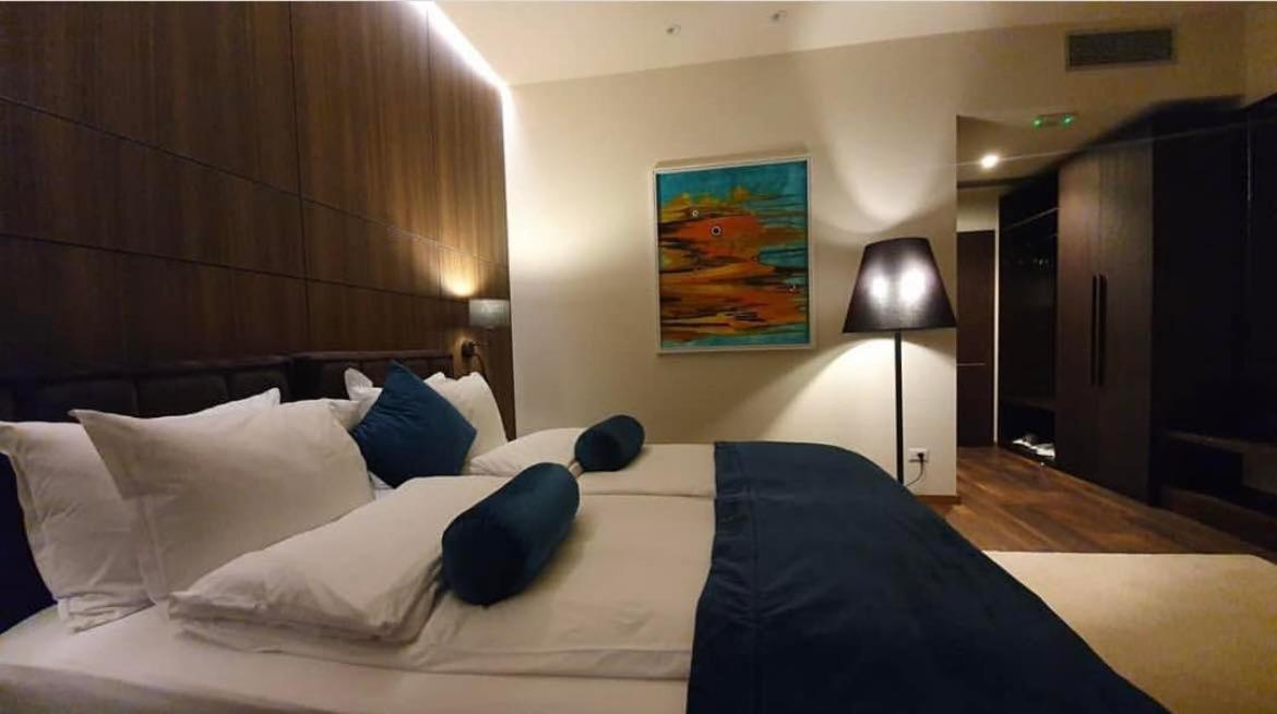 Premium Park Hotel Prizren Exterior foto